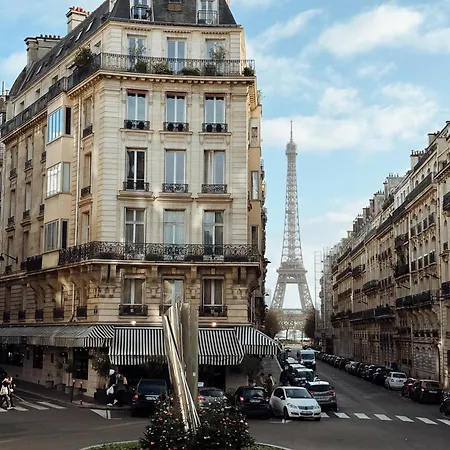 Le Metropolitan, Tour Eiffel, A Tribute Portfolio Parigi