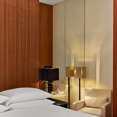 Le Metropolitan, Tour Eiffel, A Tribute Portfolio Hotel 4*