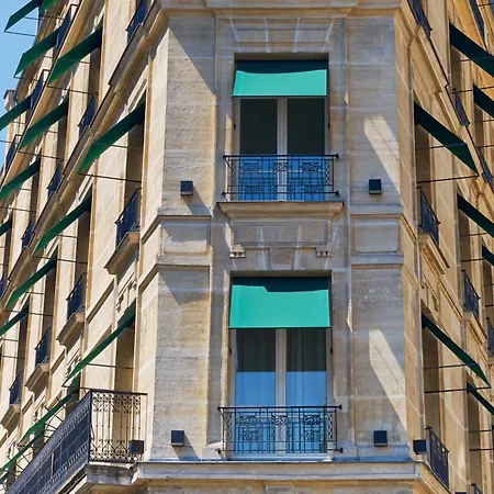 Hotel Le Metropolitan, Tour Eiffel, A Tribute Portfolio