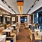 Le Metropolitan, Paris Tour Eiffel, A Tribute Portfolio Hotel