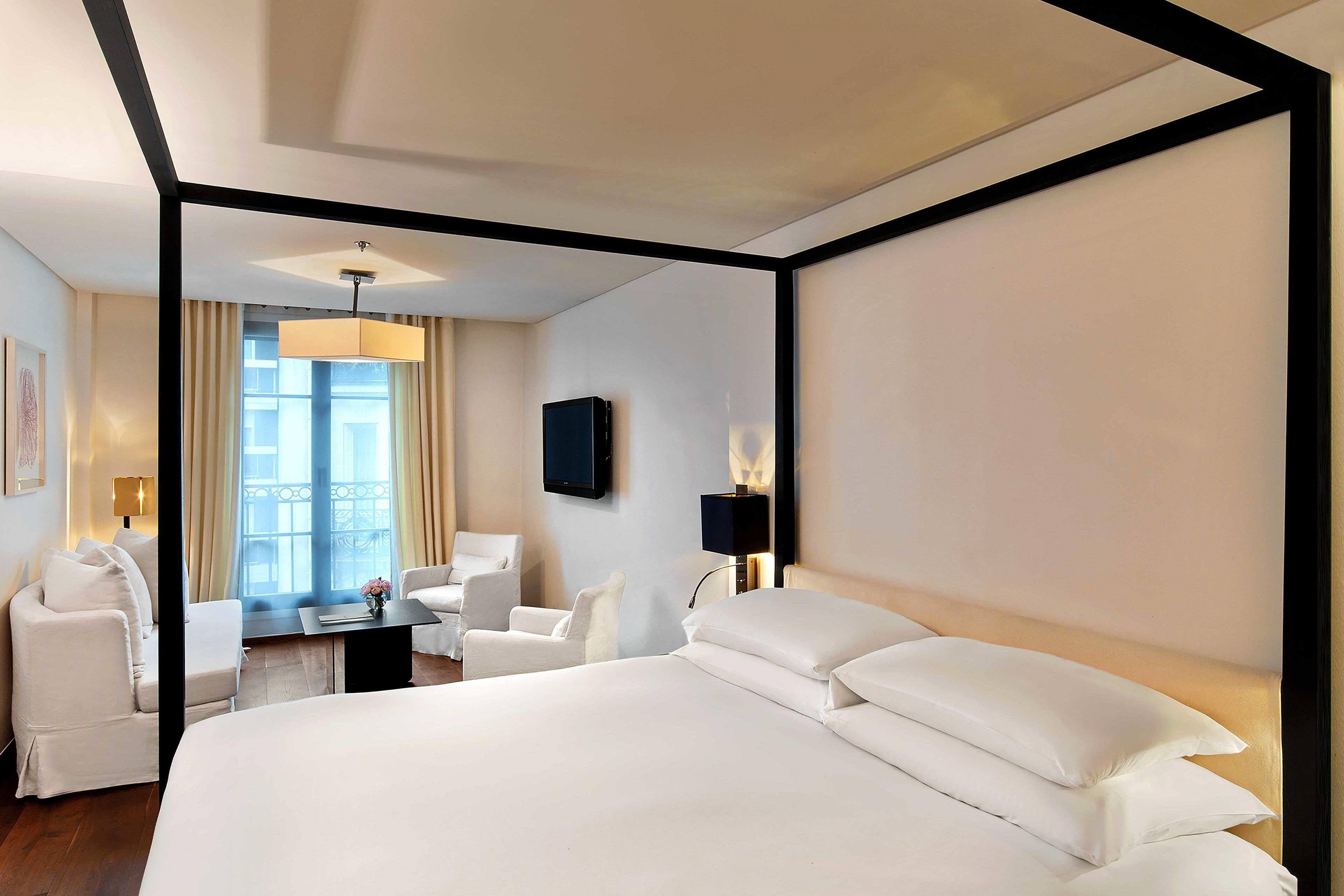 Le Metropolitan, Tour Eiffel, A Tribute Portfolio 4*