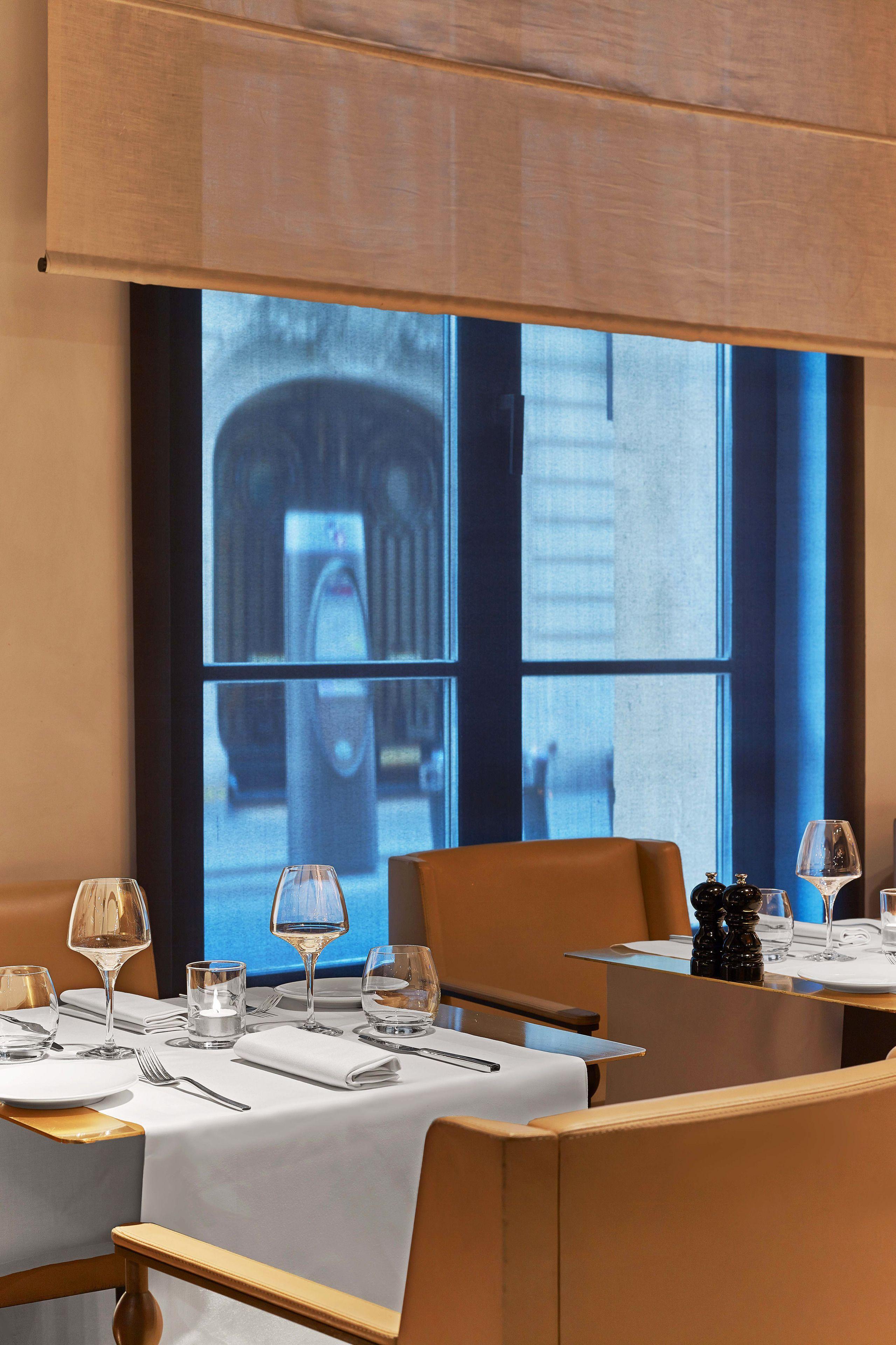 Le Metropolitan, Tour Eiffel, A Tribute Portfolio 4*